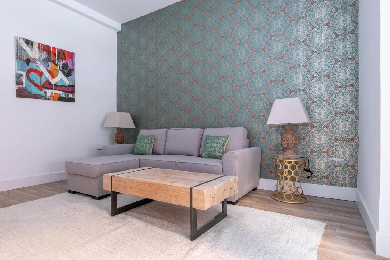 Homeabout Premium Malasana Apartment Madrid Bagian luar foto